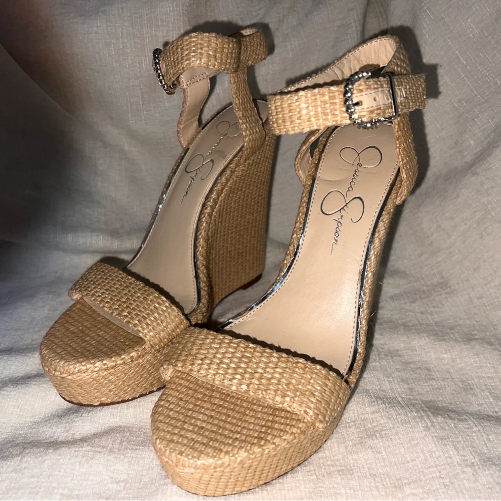 NWOT - Jessica Simpson Beige Woven Wedge Sandals - Size 8.5